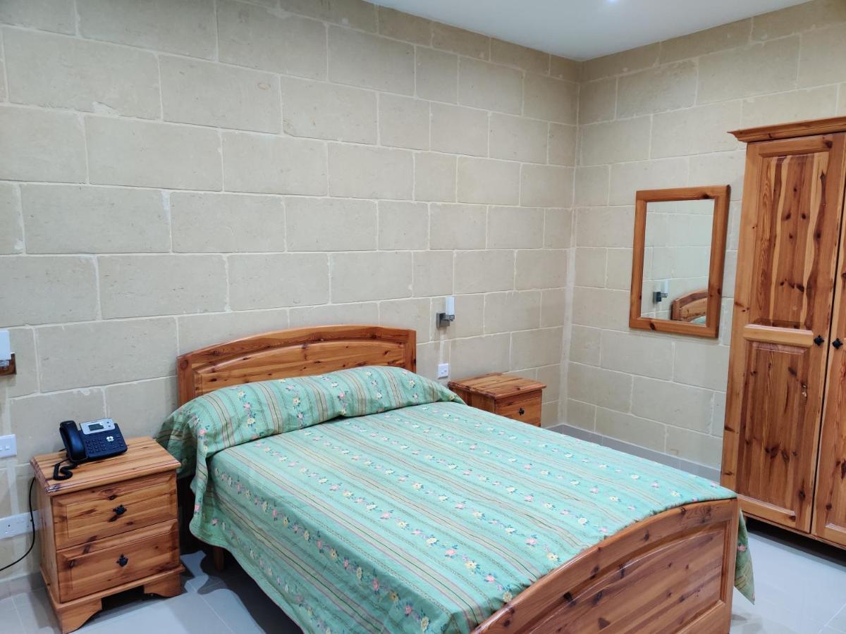 Country Inn 萨奈特 外观 照片