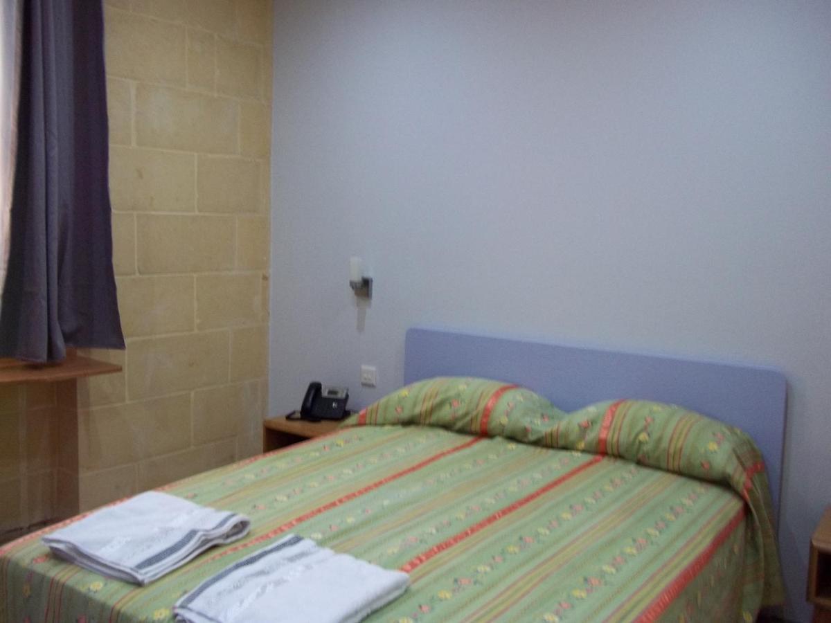 Country Inn 萨奈特 外观 照片